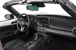 Mazda MX-5 Soft Top 1.5 131 CV Soft Top Luxury Descapotable Interior Consola Central 2 puertas