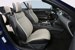 Ford Mustang GT 5.0 Ti-VCT V8 421 CV GT Descapotable Interior Asientos 2 puertas