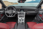 Mercedes-Benz SLC SLC 300 AMG Line Descapotable Designo Cerrusit Grey Magno Interior Salpicadero 2 puertas