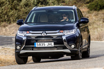 Mitsubishi Outlander DI-D 150 CV Kaiteki Todo terreno Azul Tanzanite Exterior Frontal 5 puertas