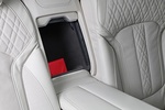 BMW Serie 7 730Ld Gama Serie 7 Turismo Interior Guantera y recept&aacute;culo 4 puertas