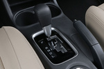 Mitsubishi Outlander DI-D 150 CV Kaiteki Todo terreno Interior Palanca de Cambios 5 puertas