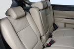 Mitsubishi Outlander DI-D 150 CV Kaiteki Todo terreno Interior Asiento trasero reclinable 5 puertas