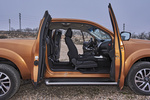 Nissan NP300 Navara King Club 2.3 dCi 160 CV Gama NP300 Navara Pick up Bronce Tierra Exterior Lateral 4 puertas