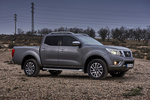 Nissan NP300 Navara Doble Cabina 2.3 dCi 190 CV Gama NP300 Navara Pick up Gris Exterior Lateral 4 puertas