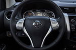 Nissan NP300 Navara Doble Cabina 2.3 dCi 190 CV Gama NP300 Navara Pick up Interior Volante 4 puertas