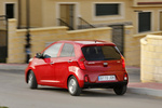 KIA Picanto 1.0 CVVT x-Tech Eco-Dynamics Turismo Signal Red Exterior Posterior-Lateral 5 puertas