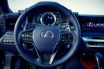Lexus LC LC 500h LC 500h Coup&eacute; Interior Volante 2 puertas