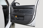 Mitsubishi Outlander PHEV PHEV Kaiteki Todo terreno Interior Puerta 5 puertas