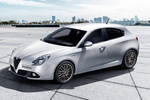 Alfa Romeo Giulietta Paquete Lusso Paquete Lusso Turismo Exterior Cenital-Frontal-Lateral 5 puertas