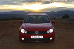 Volkswagen Golf Por la noche Sport Turismo Rojo Tornado Exterior Frontal 5 puertas