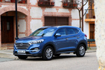 Hyundai Tucson 1.7 CRDi 115 CV 4x2 BlueDrive Tecno Todo terreno Ash Blue Exterior Frontal-Lateral 5 puertas