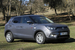 SsangYong Tivoli D16T 4WD 115 CV Premium Todo terreno Techno Grey Exterior Frontal-Lateral 5 puertas