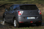 SsangYong Tivoli D16T 4WD 115 CV Premium Todo terreno Techno Grey Exterior Lateral-Posterior 5 puertas