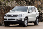 SsangYong Rexton Gama 2016 Gama 2016 Todo terreno Grand White Exterior Frontal-Lateral 5 puertas