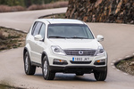 SsangYong Rexton Gama 2016 Gama 2016 Todo terreno Grand White Exterior Lateral-Frontal 5 puertas