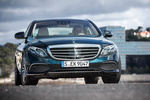 Mercedes-Benz Clase E E 220 d Berlina Gama Clase E Turismo Kallaite Green Exterior Frontal 4 puertas