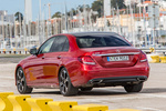 Mercedes-Benz Clase E E 300 Berlina Gama Clase E Turismo Designo Hyacinth Red Metallic Exterior Lateral-Posterior 4 puertas