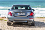 Mercedes-Benz Clase E E 350 d Berlina AMG Line Cabrio Turismo Selenite Grey Exterior Posterior 4 puertas