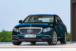 Mercedes-Benz Clase E E 350 e Berlina Exclusive Berlina Turismo Azul Callait Exterior Frontal-Lateral 4 puertas