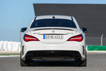 Mercedes-Benz CLA AMG 45 (381 CV) Paquete aerodin&aacute;mico AMG Turismo Blanco Diamante Metalizado Exterior Trasera 4 puertas