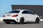 Mercedes-Benz CLA AMG 45 (381 CV) Paquete aerodin&aacute;mico AMG Turismo Blanco Diamante Metalizado Exterior Lateral-Posterior 4 puertas