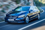 Mercedes-Benz CLA 250 4MATIC (211 CV) Gama CLA Shooting Brake Turismo familiar Cavansitblau Exterior Lateral-Frontal 4 puertas