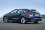 Mercedes-Benz CLA 250 4MATIC (211 CV) Gama CLA Shooting Brake Turismo familiar Cavansitblau Exterior Lateral-Posterior 4 puertas