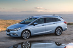 Opel Astra 1.6 CDTI 160 CV Start/Stop Excellence Turismo familiar Gris Blade Exterior Lateral-Posterior 5 puertas