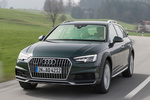 Audi A4 allroad quattro allroad quattro Turismo familiar Verde Gotland Metalizado Exterior Frontal-Lateral 5 puertas