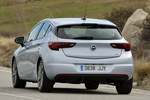 Opel Astra 1.6 CDTI 136 CV Start/Stop Dynamic Turismo Plata Magnetic Exterior Posterior 5 puertas