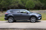 Toyota RAV4 150D 4x2 Advance Pack Drive Todo terreno Gris Grafito Exterior Lateral 5 puertas