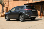 Toyota RAV4 150D 4x2 Advance Pack Drive Todo terreno Gris Grafito Exterior Lateral-Posterior 5 puertas