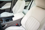 Jaguar F-PACE 3.0 TDV6 300 CV AWD Portfolio Todo terreno Interior Asientos 5 puertas
