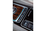 Jaguar F-PACE 3.0 TDV6 300 CV AWD Portfolio Todo terreno Interior Mandos sistema multimedia 5 puertas