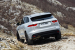 Jaguar F-PACE 2.0 i4D 180 CV AWD R Sport Todo terreno Rhodium Silver Exterior Posterior 5 puertas