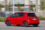 Toyota Yaris hybrid Feel! Turismo Rojo Classic Exterior Lateral-Posterior 5 puertas
