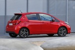 Toyota Yaris hybrid Feel! Turismo Rojo Classic Exterior Lateral 5 puertas