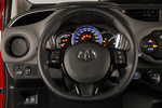 Toyota Yaris hybrid Feel! Turismo Interior Volante 5 puertas
