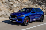 Jaguar F-PACE First Edition First Edition Todo terreno Caesium Blue Exterior Frontal-Lateral 5 puertas