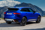 Jaguar F-PACE First Edition First Edition Todo terreno Caesium Blue Exterior Posterior-Lateral 5 puertas