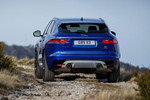 Jaguar F-PACE First Edition First Edition Todo terreno Caesium Blue Exterior Posterior 5 puertas