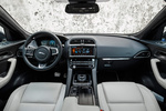 Jaguar F-PACE First Edition First Edition Todo terreno Interior Salpicadero 5 puertas