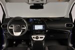 Toyota Prius Gama Prius Gama Prius Turismo Azul Cobalto Interior Consola Central 5 puertas