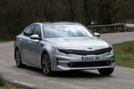 KIA Optima 1.7 CRDi 141 CV Eco-Dynamics Emotion Turismo Silky Silver Exterior Lateral-Frontal 4 puertas