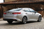 KIA Optima 1.7 CRDi 141 CV Eco-Dynamics Emotion Turismo Silky Silver Exterior Posterior-Lateral 4 puertas