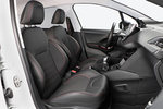 Peugeot 208 1.2 PureTech 110 S&S GT Line Turismo Interior Asientos 5 puertas
