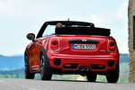 MINI MINI John Cooper Works John Cooper Works Descapotable Chili Red Exterior Lateral-Posterior 2 puertas
