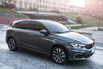 Fiat Tipo Gama Tipo 5p Gama Tipo 5p Turismo Exterior Lateral-Frontal 5 puertas