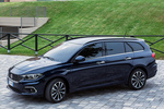 Fiat Tipo Gama Tipo Station Wagon Gama Tipo Station Wagon Turismo familiar Exterior Frontal-Lateral 5 puertas